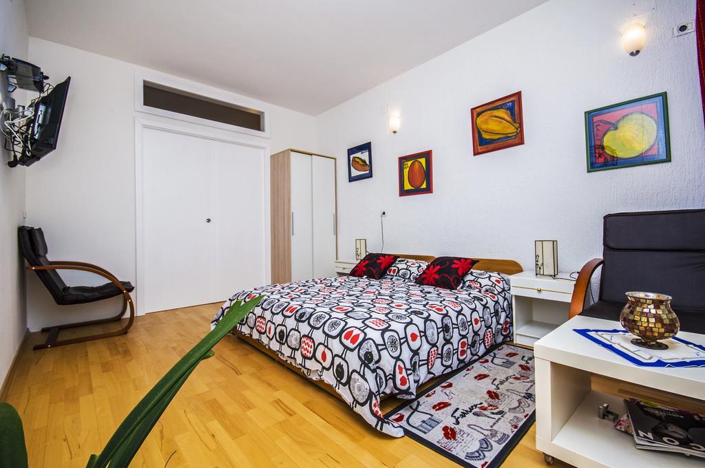 Apartments Daria Rovinj Exteriör bild